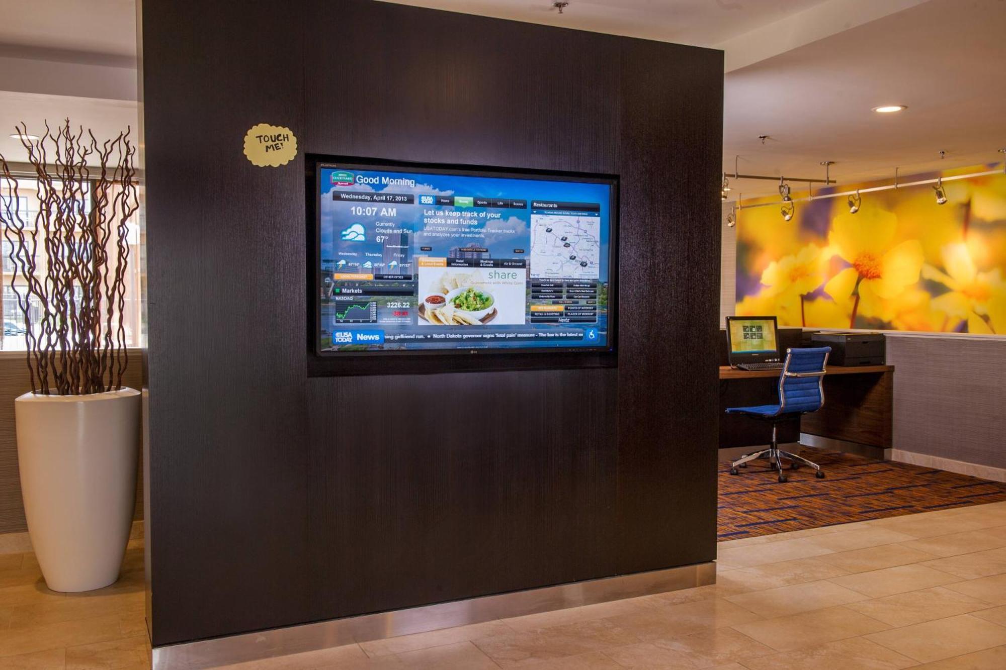 คอร์ทยาร์ด ริชมอนด์ เวสต์ Hotel ดัมบาร์ตัน ภายนอก รูปภาพ